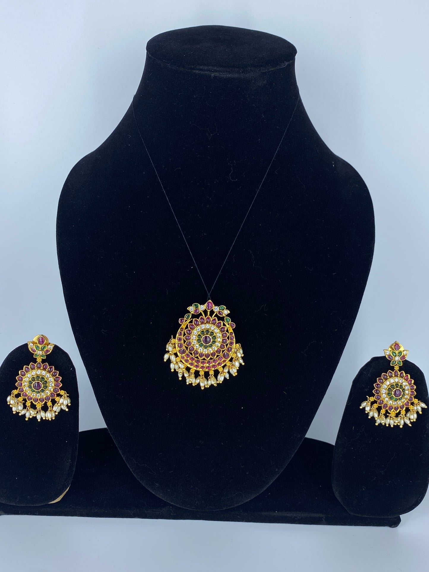 ANTIQUE PINK COLOUR KUNDAN PENDENT WITH EARRINGS